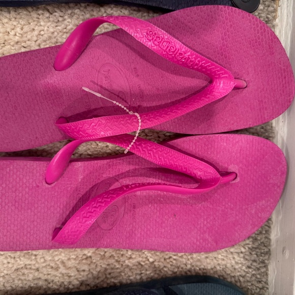 New Havaianas Pink Sandals Classic Flip Flop Design woman’s size 9 - Picture 1 of 2